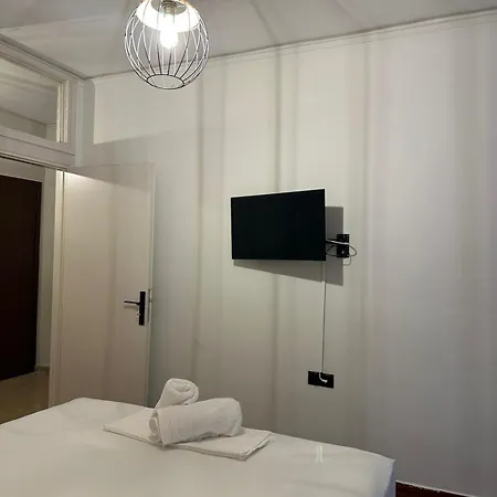 Apartament Christos 2 *