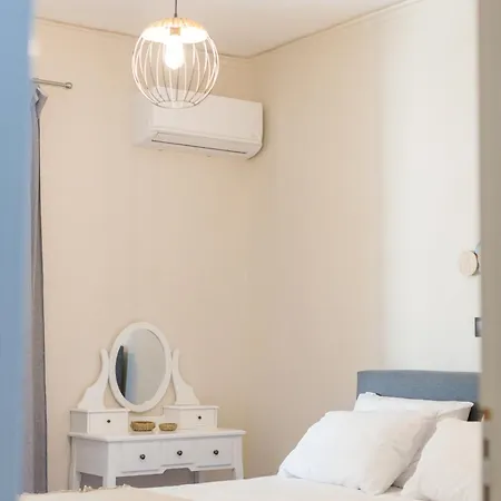 Apartamento Christos 2 *