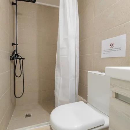 Apartamento Christos 2 *